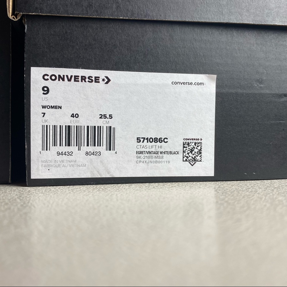 Converse Women’s Chuck Star It's Okay To Wander Platform - Picture 15 of 15